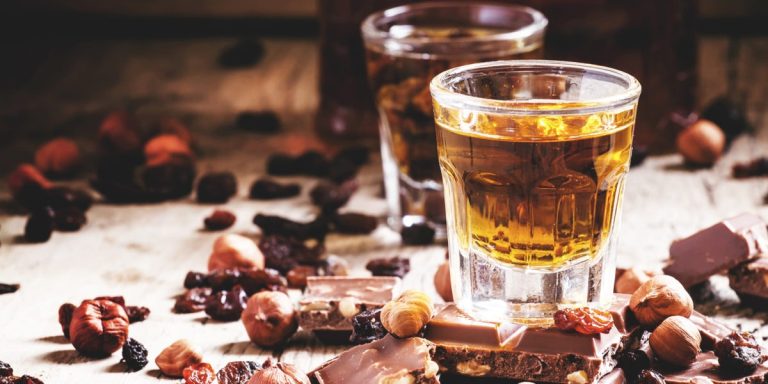 The Manhattan Project: Bourbon vs Rye