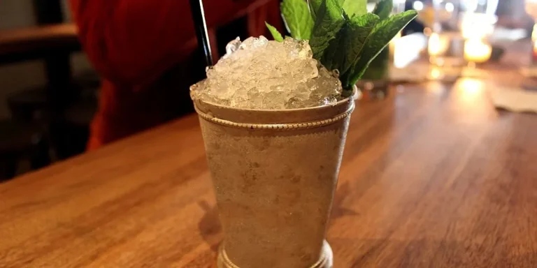 What Your Favorite Cocktail Says About You