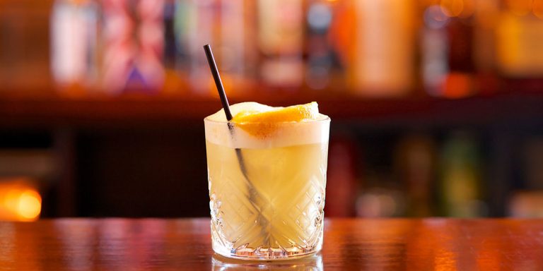 Whiskey Sour Wars: Egg White or No?